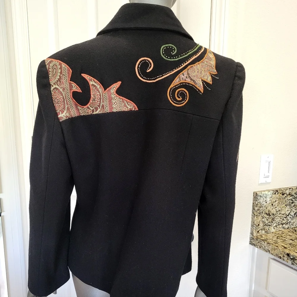 137B. Vtg. Alex Kim Embroidered Black Wool Blend Jacket/Coat - Size Large